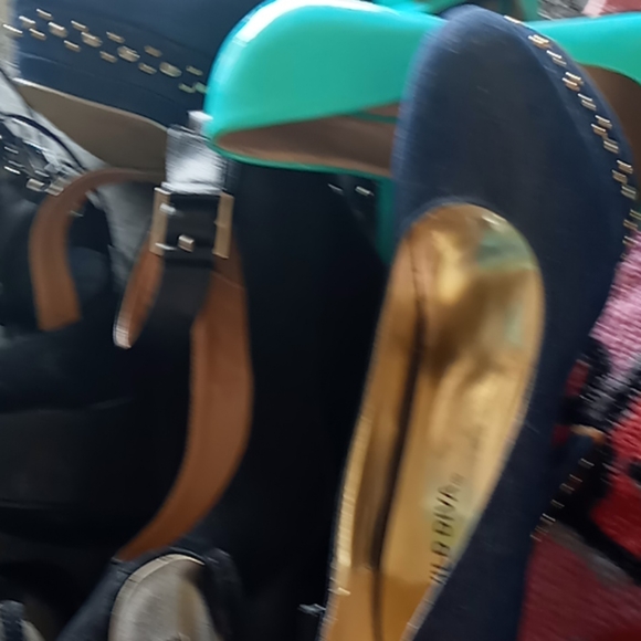 High heels - Picture 3 of 3